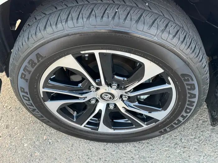 جيب 2021 مخزن (( مباع )) 10