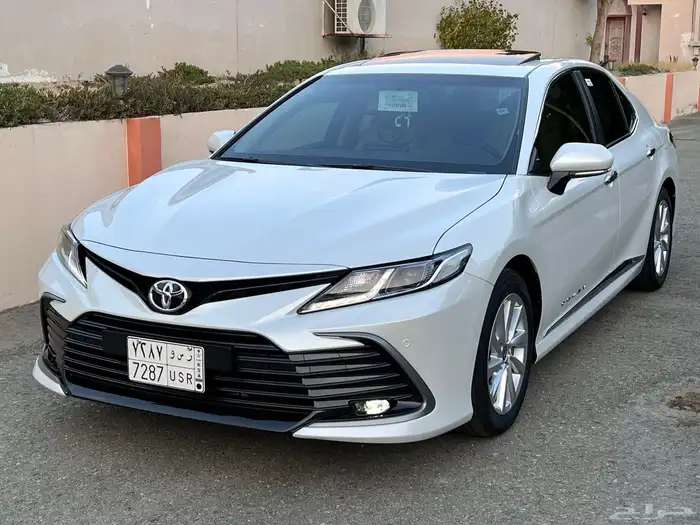 كامري 2023 GLE بحالة الوكاله شبه اصفار 7