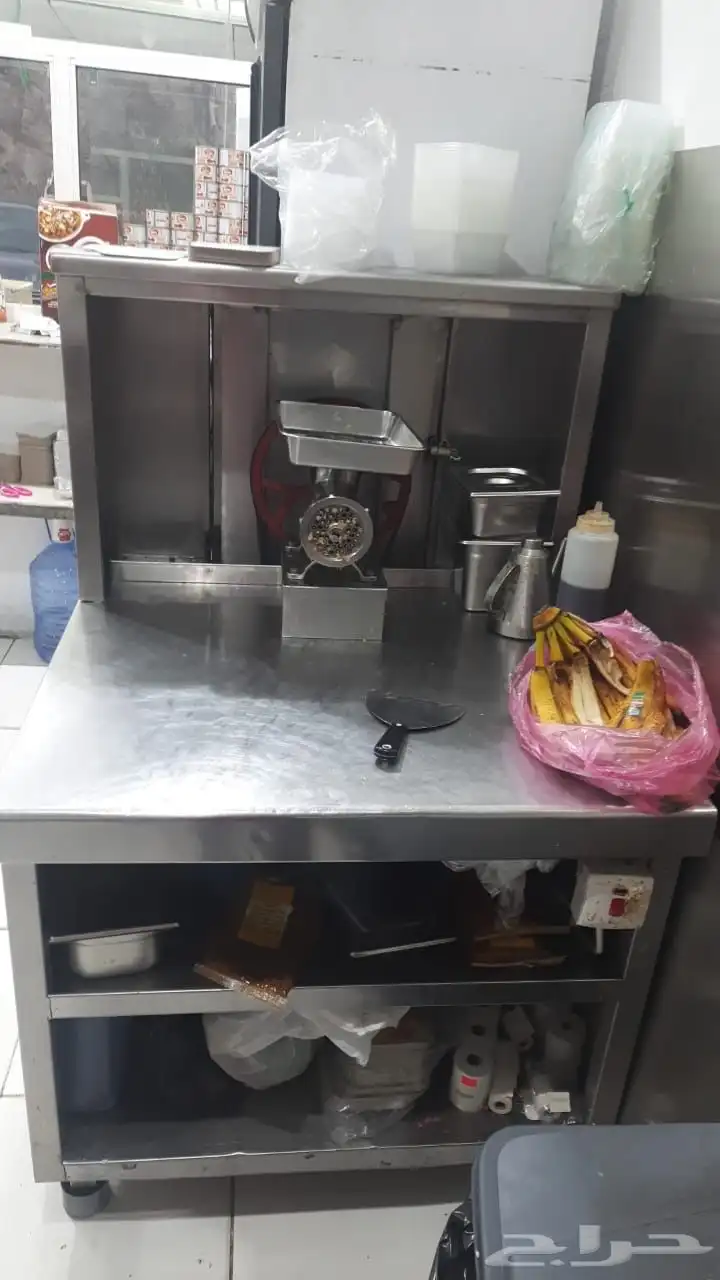 للبيع اغراض مطعم 2
