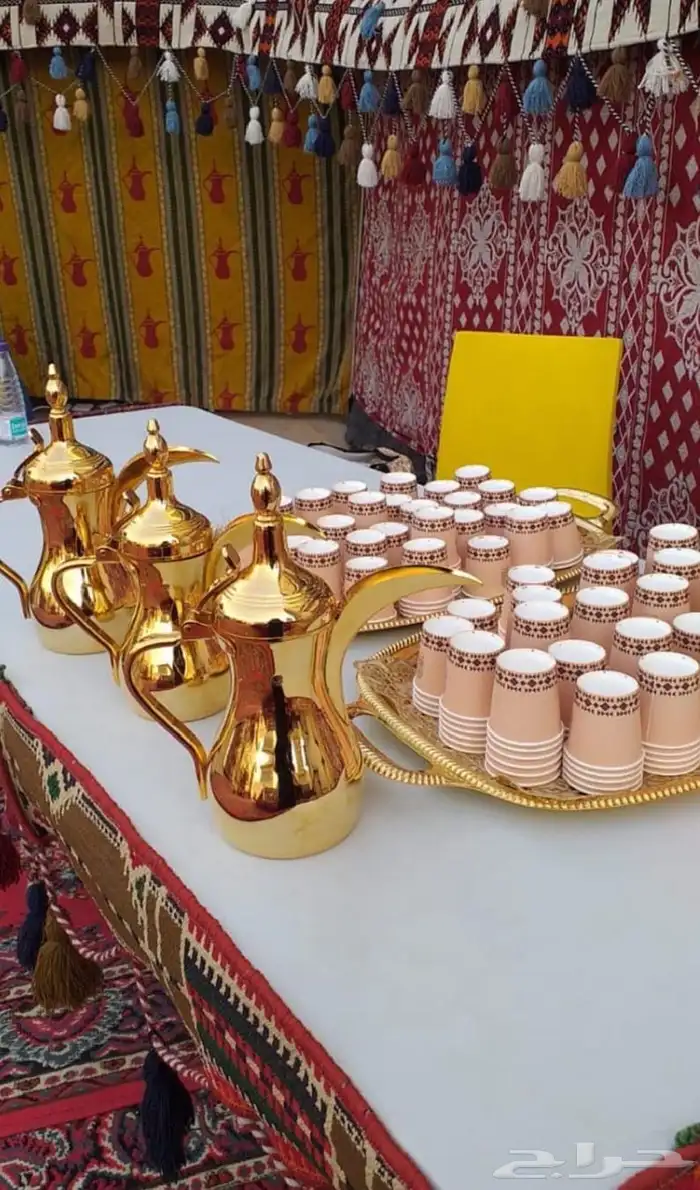 تأجير طاولات مدور تاجير طاولات مستطيل 1