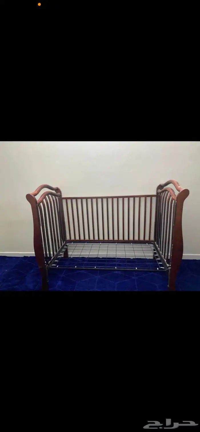 سرير اطفال ماركة جونيور 2