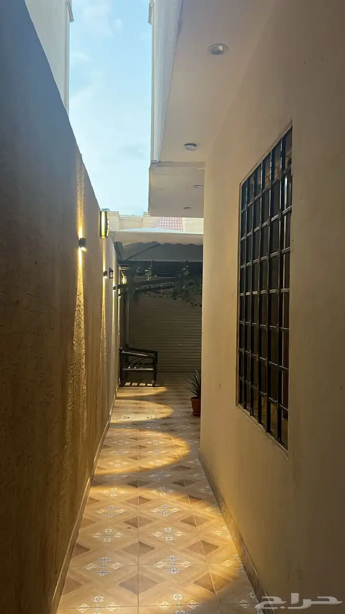 للبيع فيلا في المونسية 5