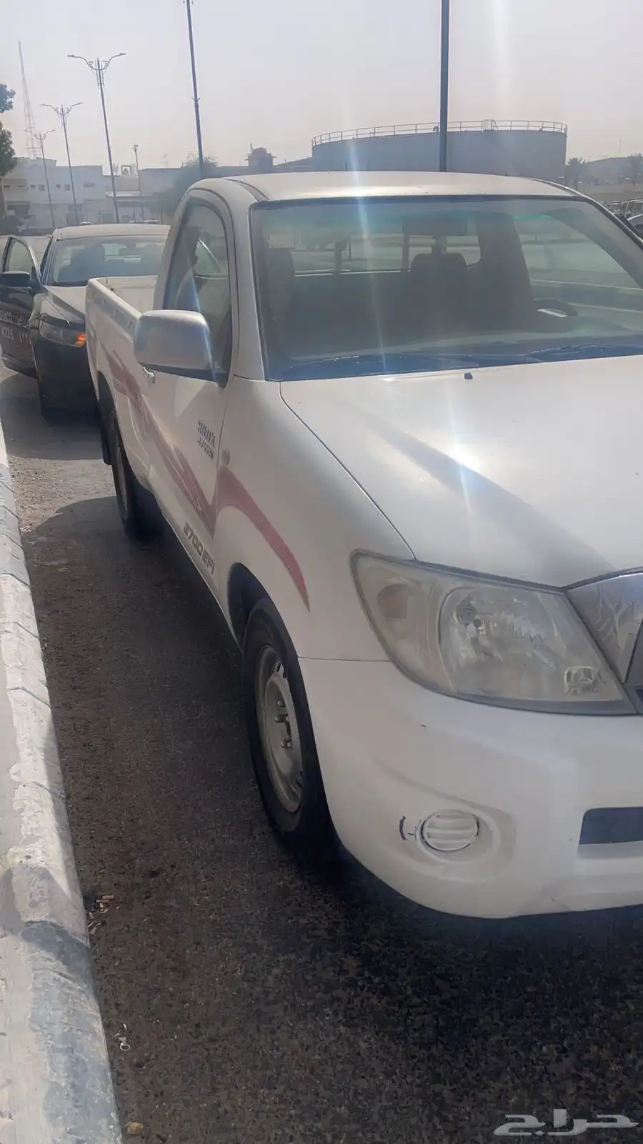 هايلكس 2011 4