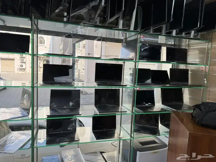 جميع اجهزة الكمبيوترات واللابتوب مستخدمة 0