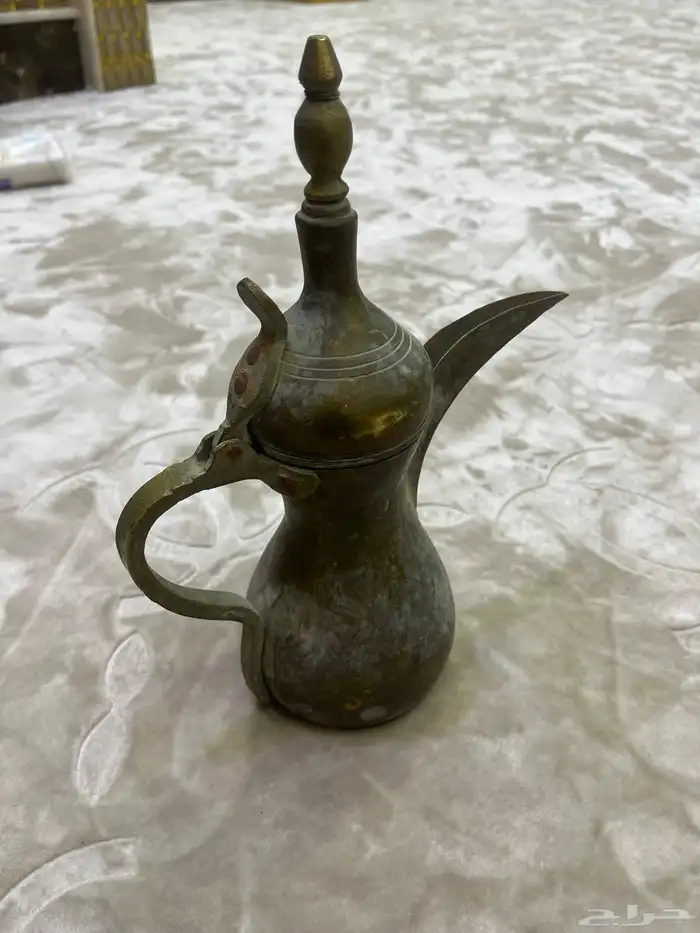 دله قديمه قبل 80 سنه (للبيع )اتواصل 0