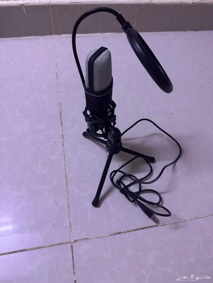 مايك ل السوني و ل ال بي سي قيمنق 1