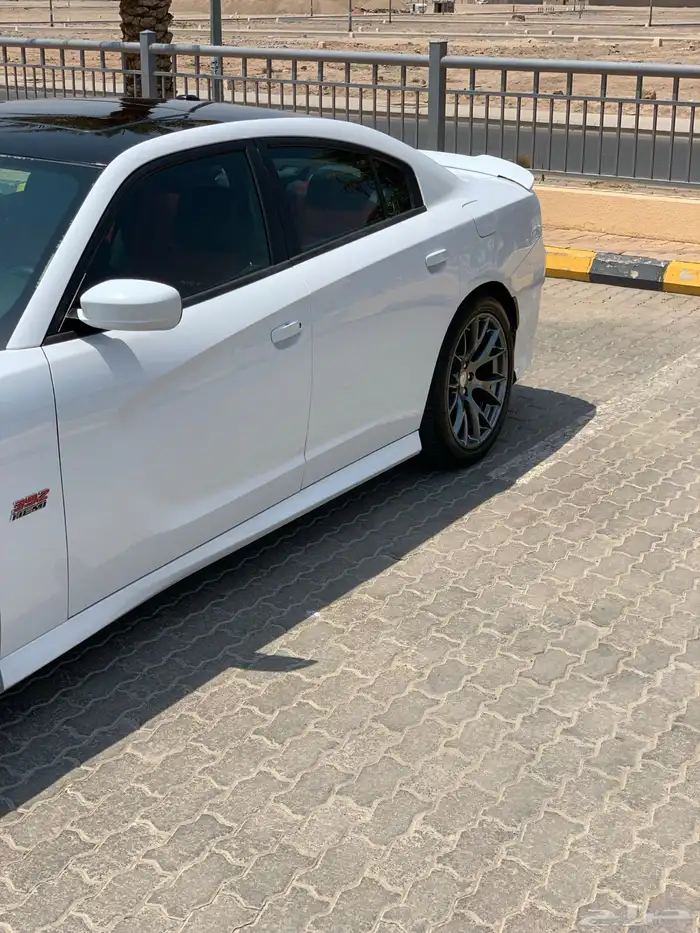 تشارجر SRT 9