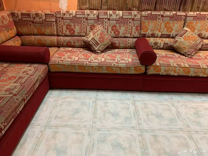 اثاث نظيف وأجهزه رياضية استعمال خفيف 0