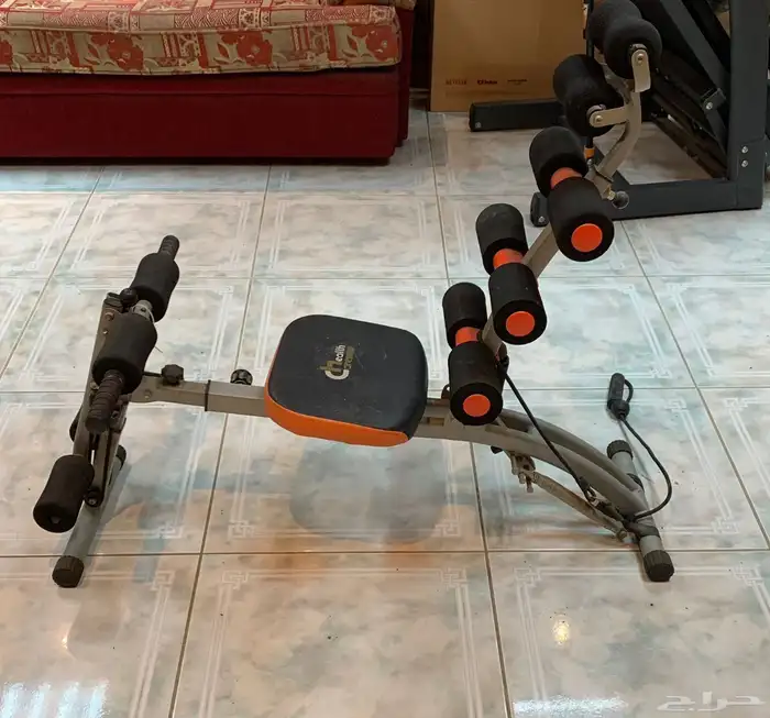 اثاث نظيف وأجهزه رياضية استعمال خفيف 13