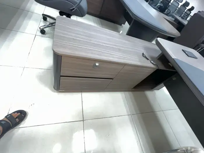 موديلات مودرن اثاث المكتبي مكتب طقم فخم جديد وصل حديثا جده 28