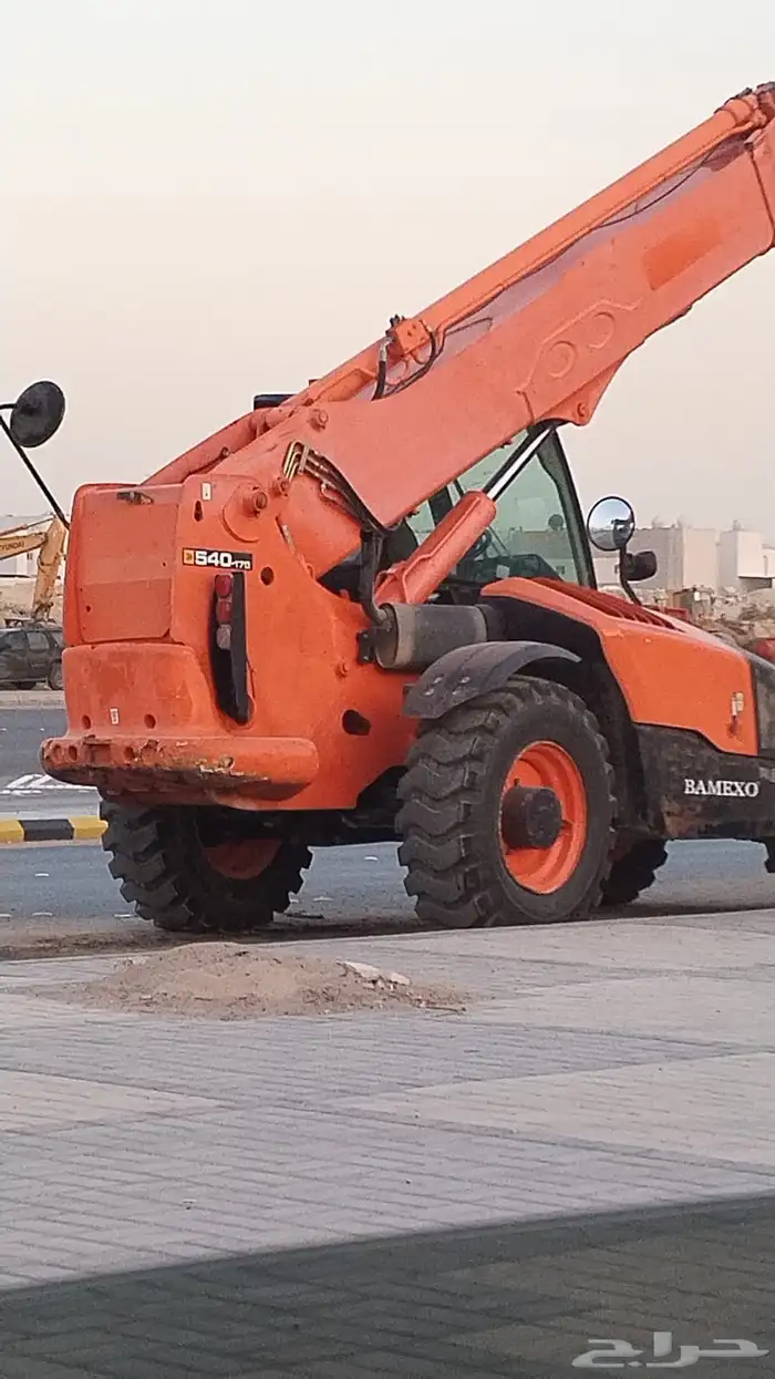 جي سي بي رافعات شوكيه ومقصيه كرينات 1