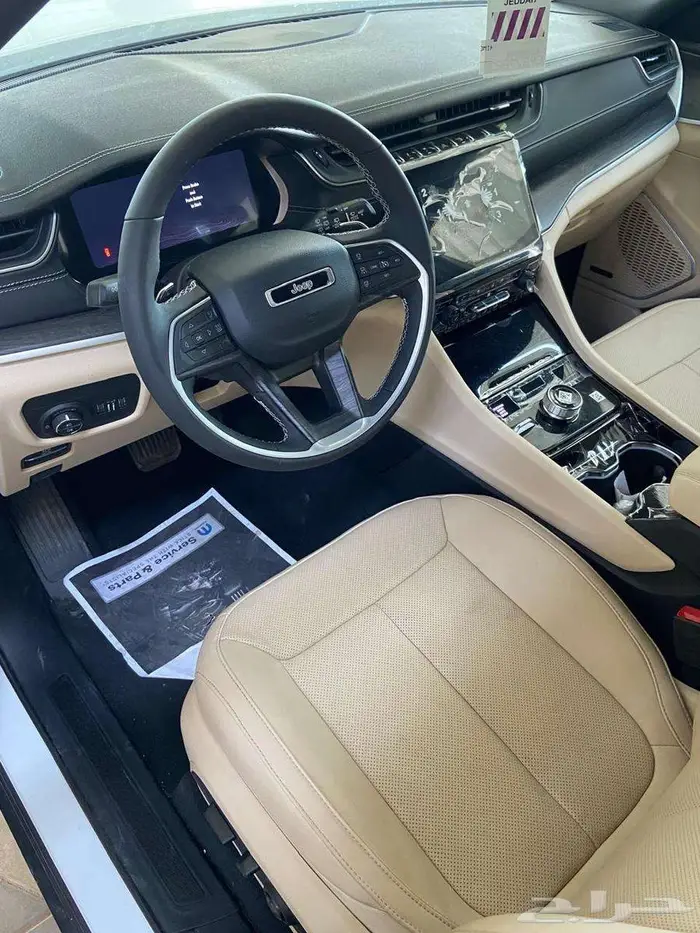 جيب جراند شيروكي ليميتد 3.6 موديل 2023 4