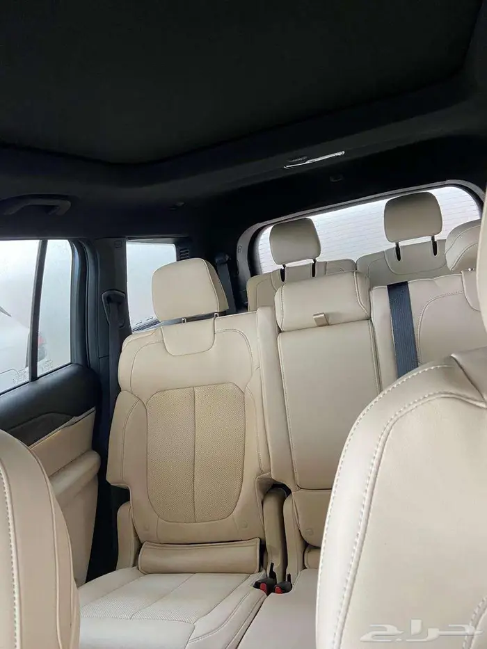 جيب جراند شيروكي ليميتد 3.6 موديل 2023 9