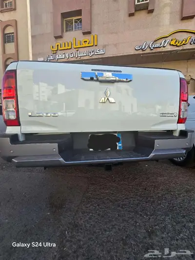 هوك ونيت ميتسوبيشي L200 موديل 2024 0