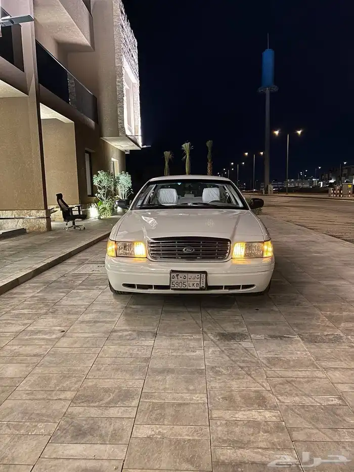 فورد بوليسي 2011 ماشي 160 الف (تم البيع) 1