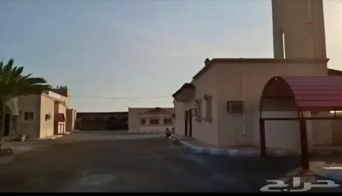مجمع سكني تجاري (شاليهات) للبيع في الشقيق 4