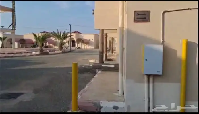 مجمع سكني تجاري (شاليهات) للبيع في الشقيق 12