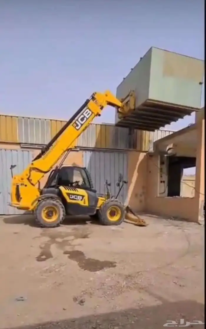 تأجير جميع أنواع المعدات الثقيله  JCB ورافعات 0