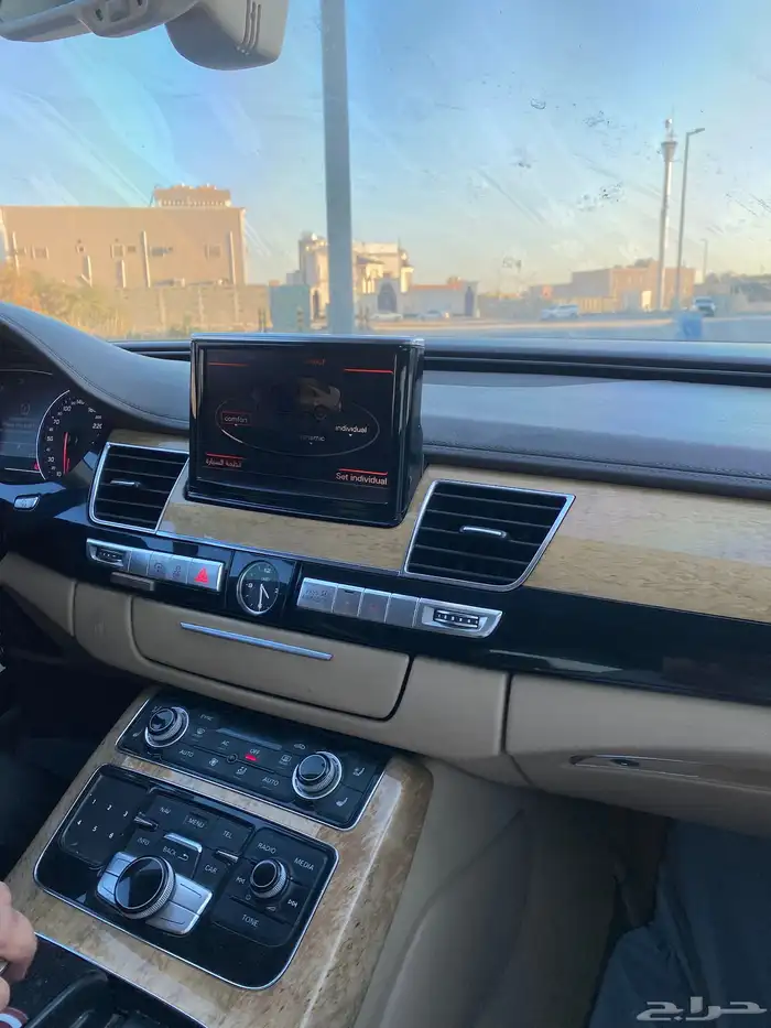 اودي8L2012 6