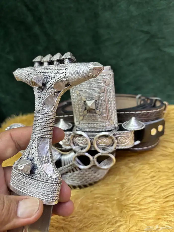 جنبية عابدية 4