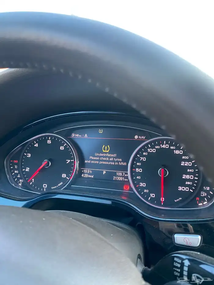 اودي8L2012 5