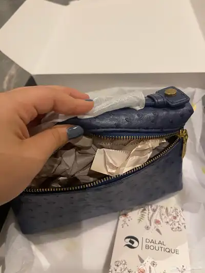 شنطة جديده من دلال بوتيك 4