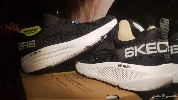 حذاء سكيتشرز الأصلي مقاس 42 Original Skechers shoes Size 42 1
