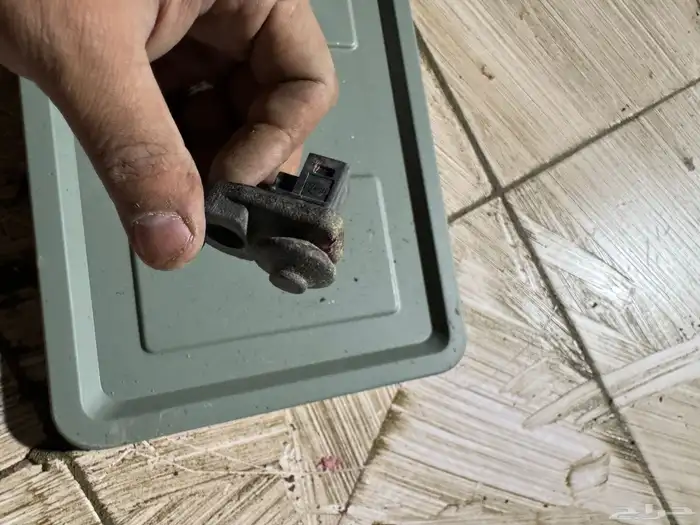 للبيع قطع نيسان زد z370 40
