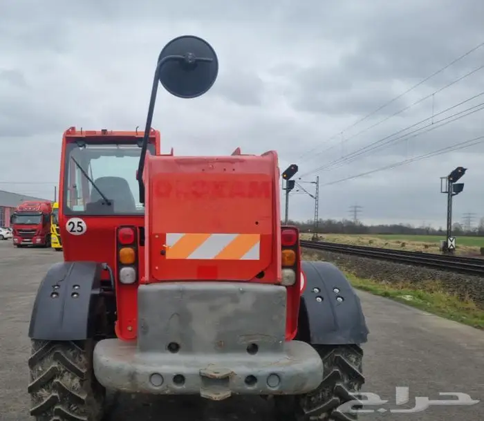 رافعة تلسكوبية جي سي بي 170 - 540 موديل 2014 لوط 244 3