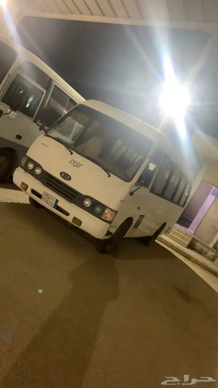 باص نيسان 2009 0