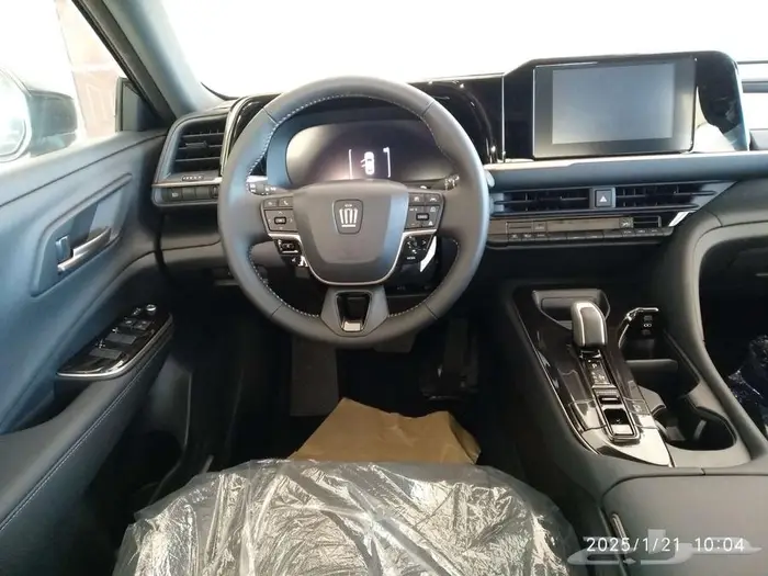 وارد اليحيى كراون ستاندر 2.5 لتر هجين رادار قماش اسود 2025 14