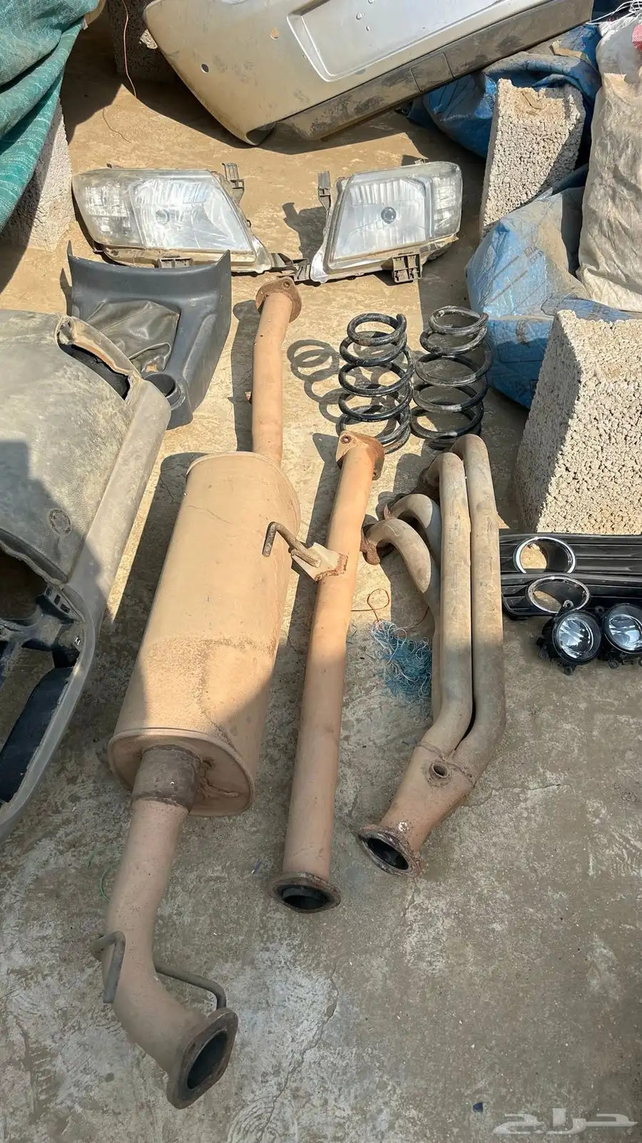 قطع غيار وأغراض كامري كابرس وهايلوكس 0