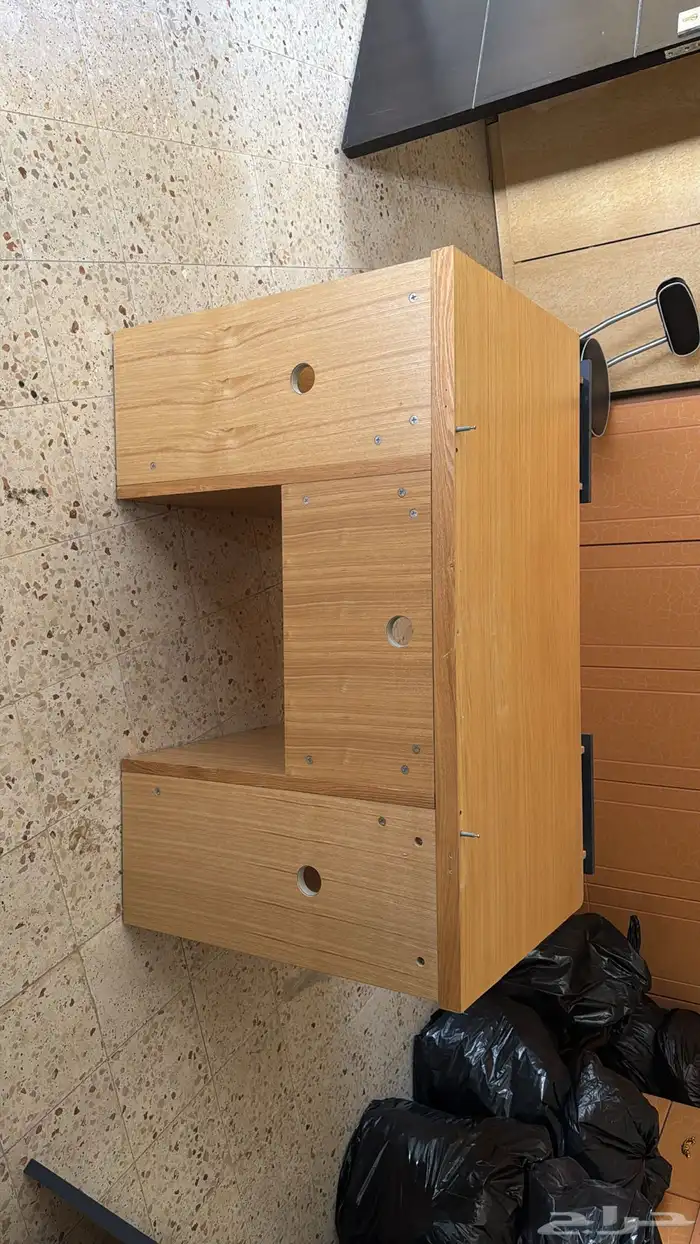 طاولة للبيع 1