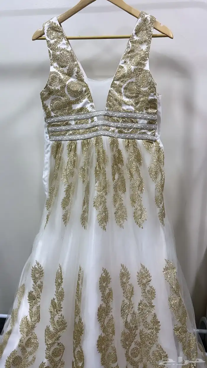 فساتين مناسبات ناعمه وفخمه 13