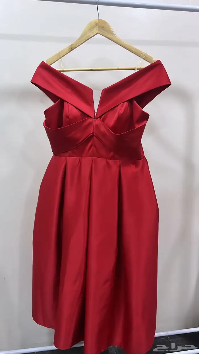 فساتين مناسبات ناعمه وفخمه 15