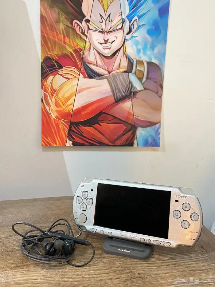 جهاز بلايستيشن المحمول psp لون سلفر 0