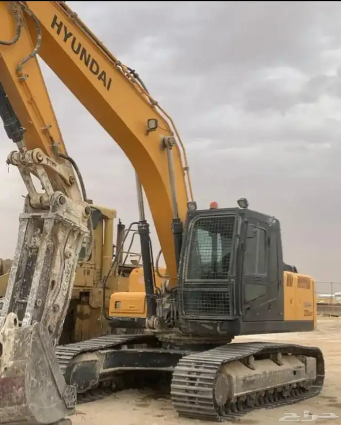 ايجار معدات وحفر وترحيل وردم 0