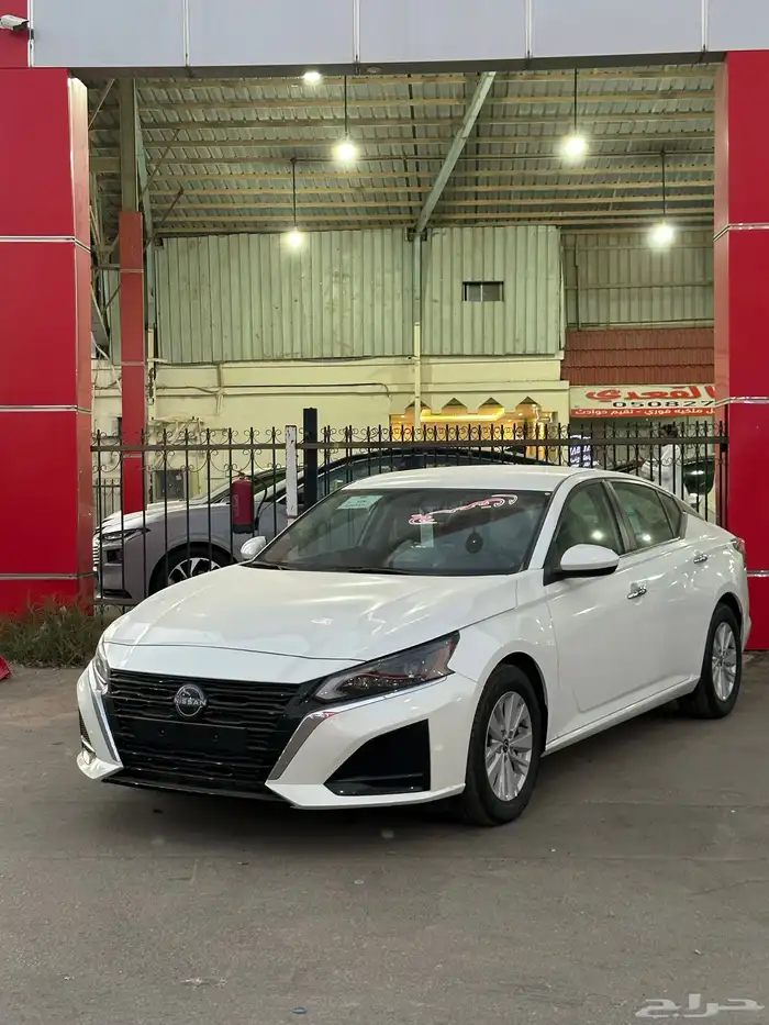 التيما 2023 خليجي مطور بسعر 93.500 شامل لدى معرض القعدي 13