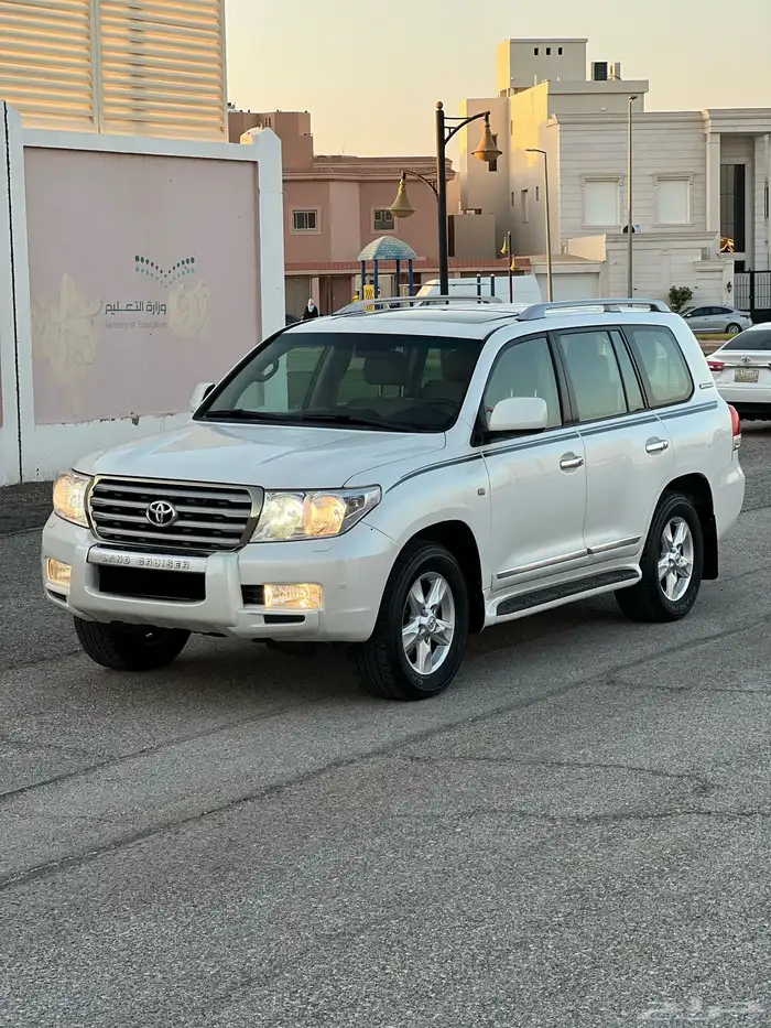 ( تم البيع ) VX-R 2011 اسبيرين 5.7 0