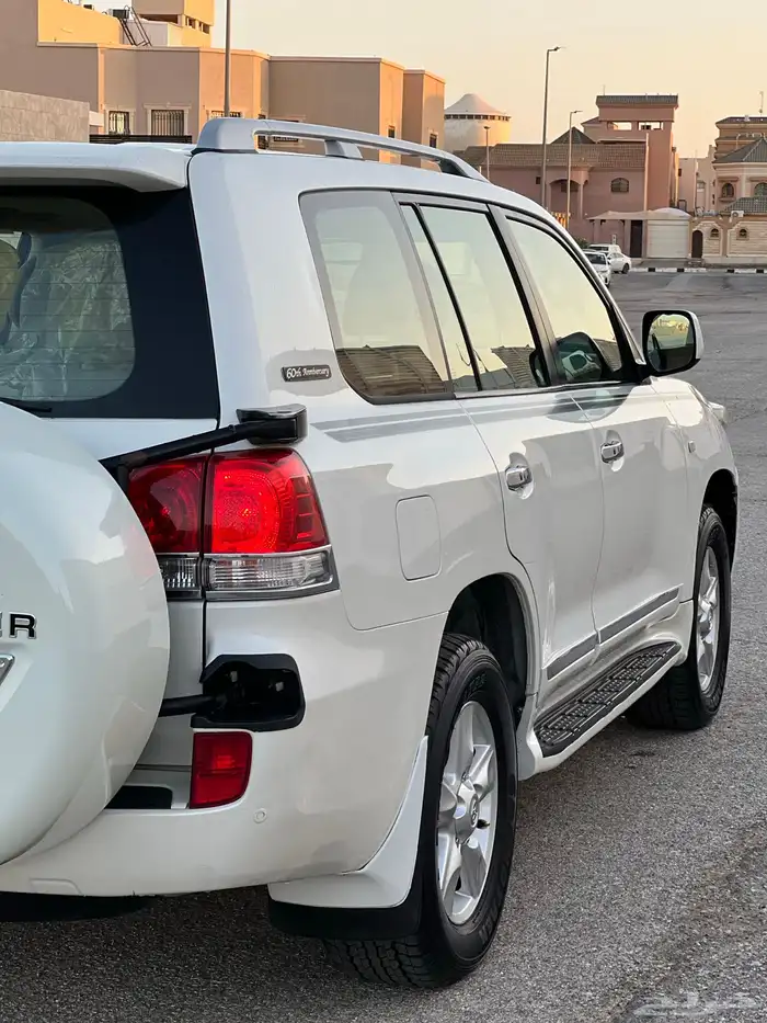 ( تم البيع ) VX-R 2011 اسبيرين 5.7 3