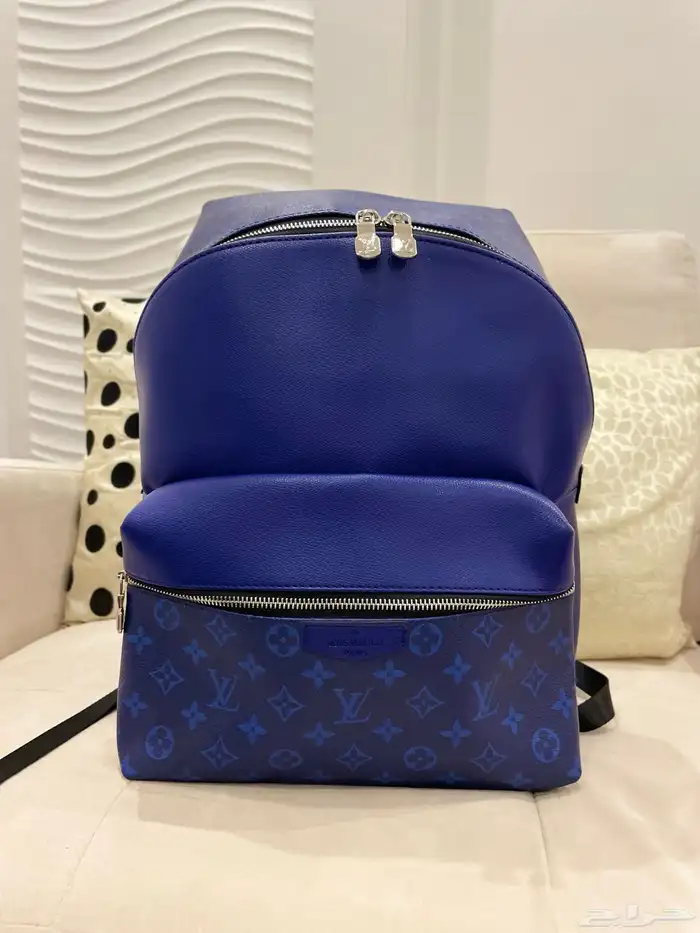 حقيبة ظهر LV درجة أولى 1