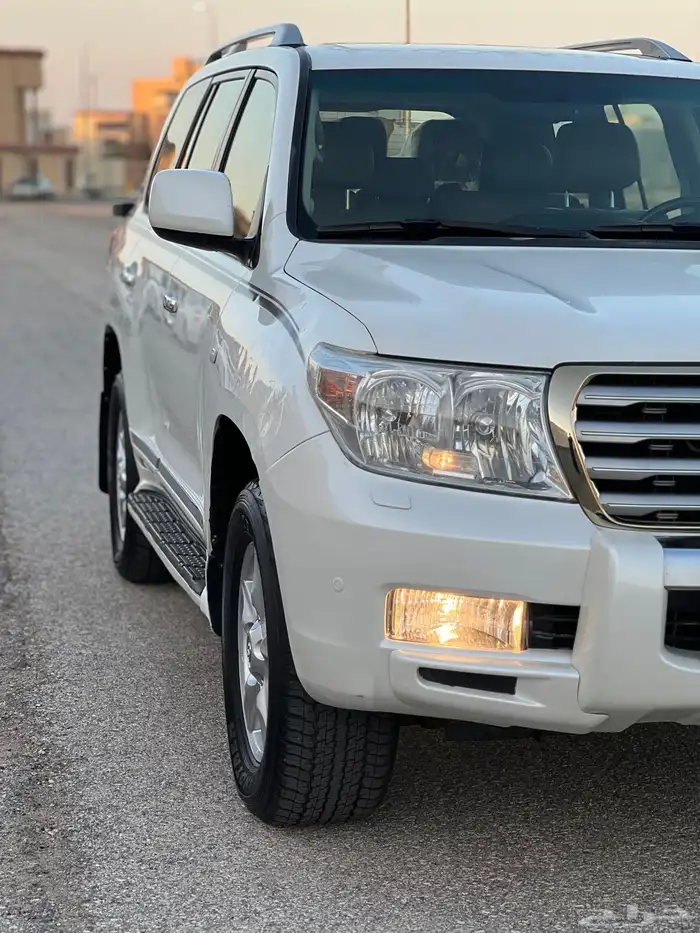 ( تم البيع ) VX-R 2011 اسبيرين 5.7 2