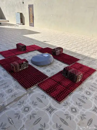 خيمه مع مدات للبيع جديده 2