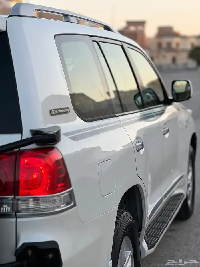 ( تم البيع ) VX-R 2011 اسبيرين 5.7 5