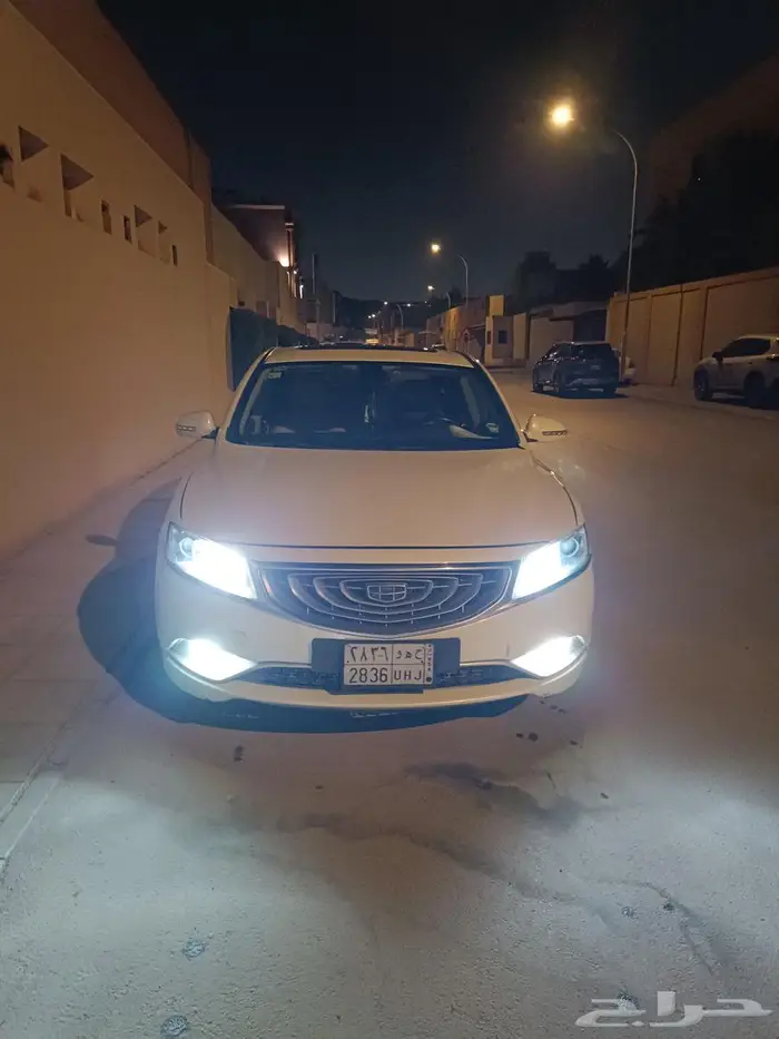للبيع او بدل emgrand gt 1