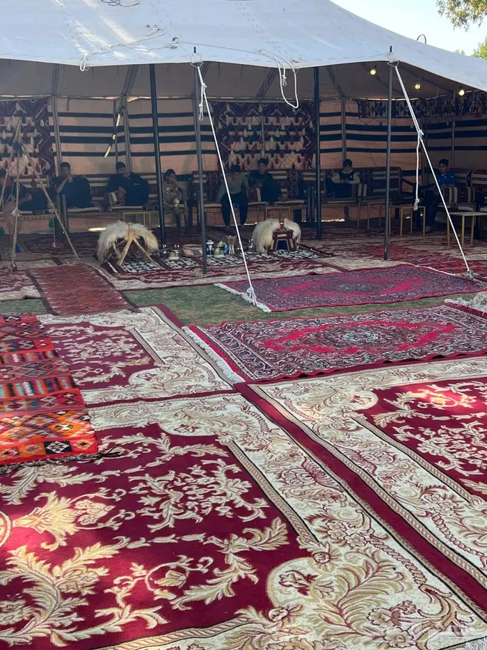 تأجير اخيام وبوت الشعر 75