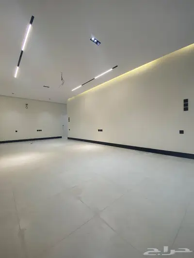 شقق وملحق روف كبير تمليك حي الخضراء الشرايع تشطيب مميز 0