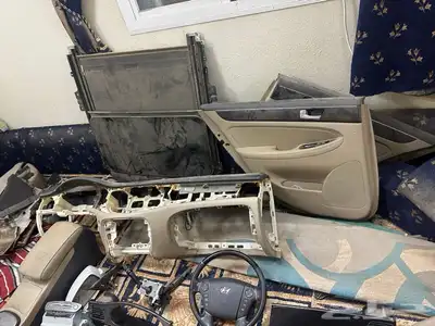 قطع غيار جنسس 2009-2014 4