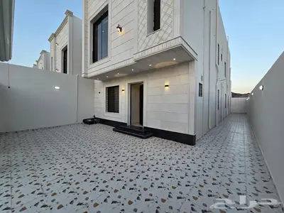 فيلا فاخرة للبيع حي الياسمين 2