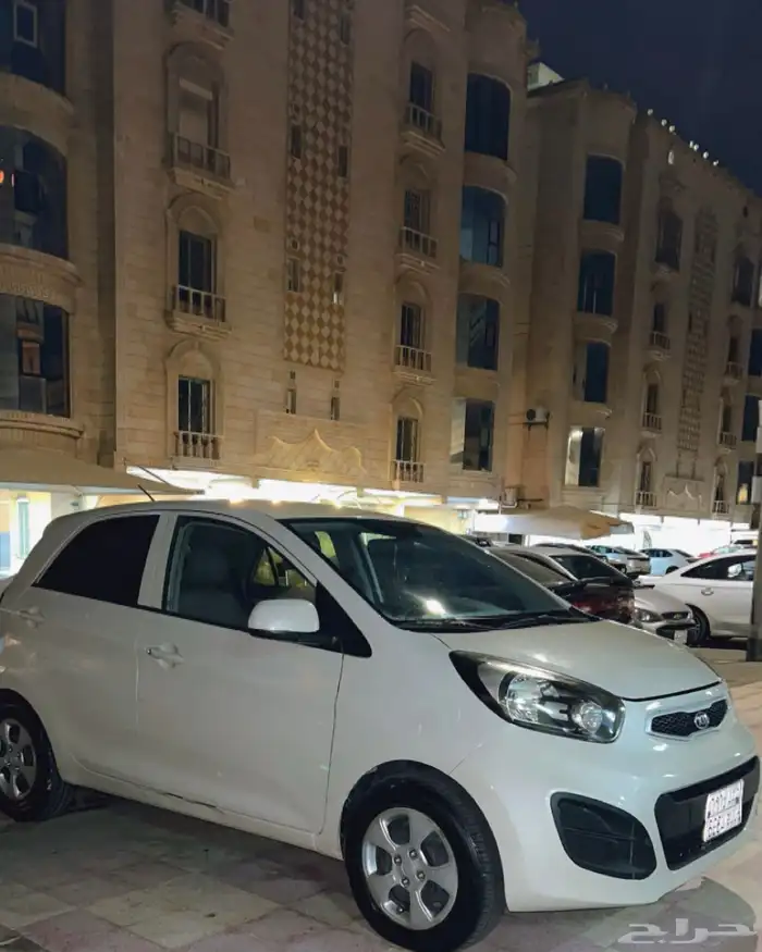 سيارة بيكانتو كيا 3